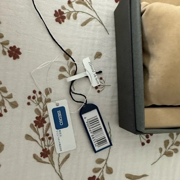 Seiko Quartz Watch - Picture 9 of 11